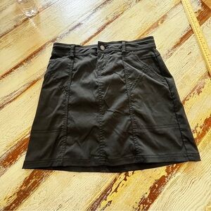 Prana Black Skirt Size 0 Zippered Pockets